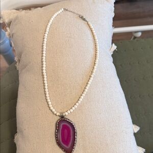 White and Pink Agate Pendant Necklace